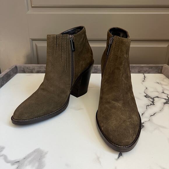 Aquatalia Loren Olive Suede Waterproof Ankle Booties Size 9.5 - Picture 3 of 10